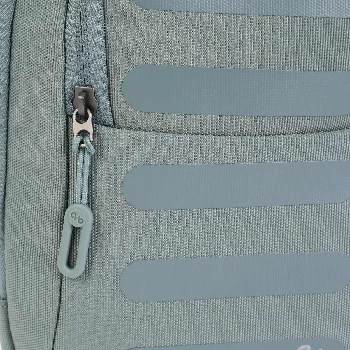 RELAX VERTICAL | CROSSOVER + RFID