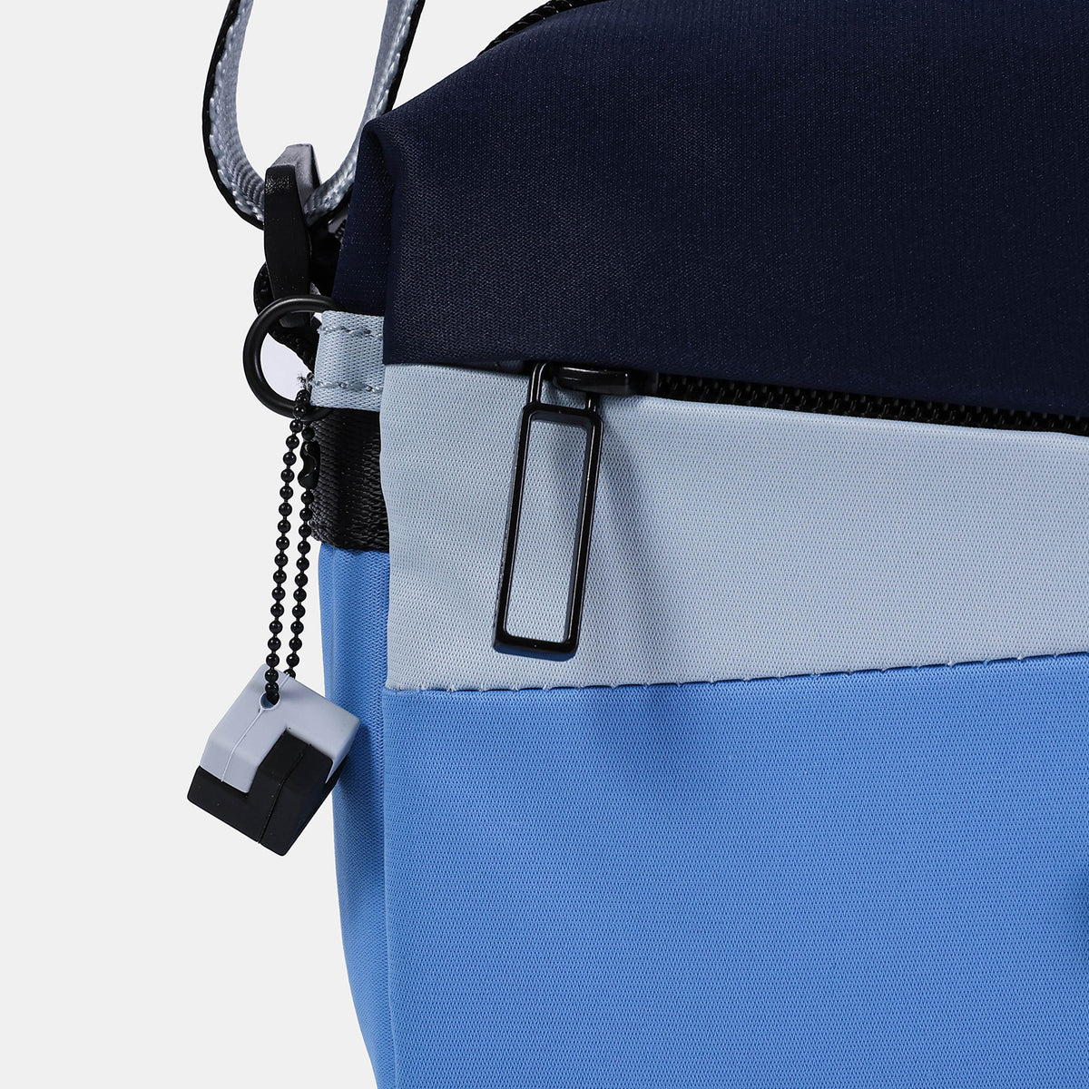 Neutron Small Crossover Blue Aboard