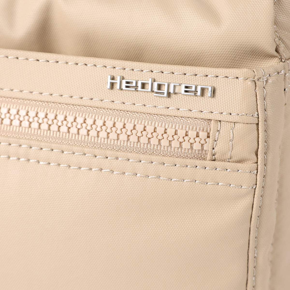Eye Shoulder Bag Creased Safari Beige