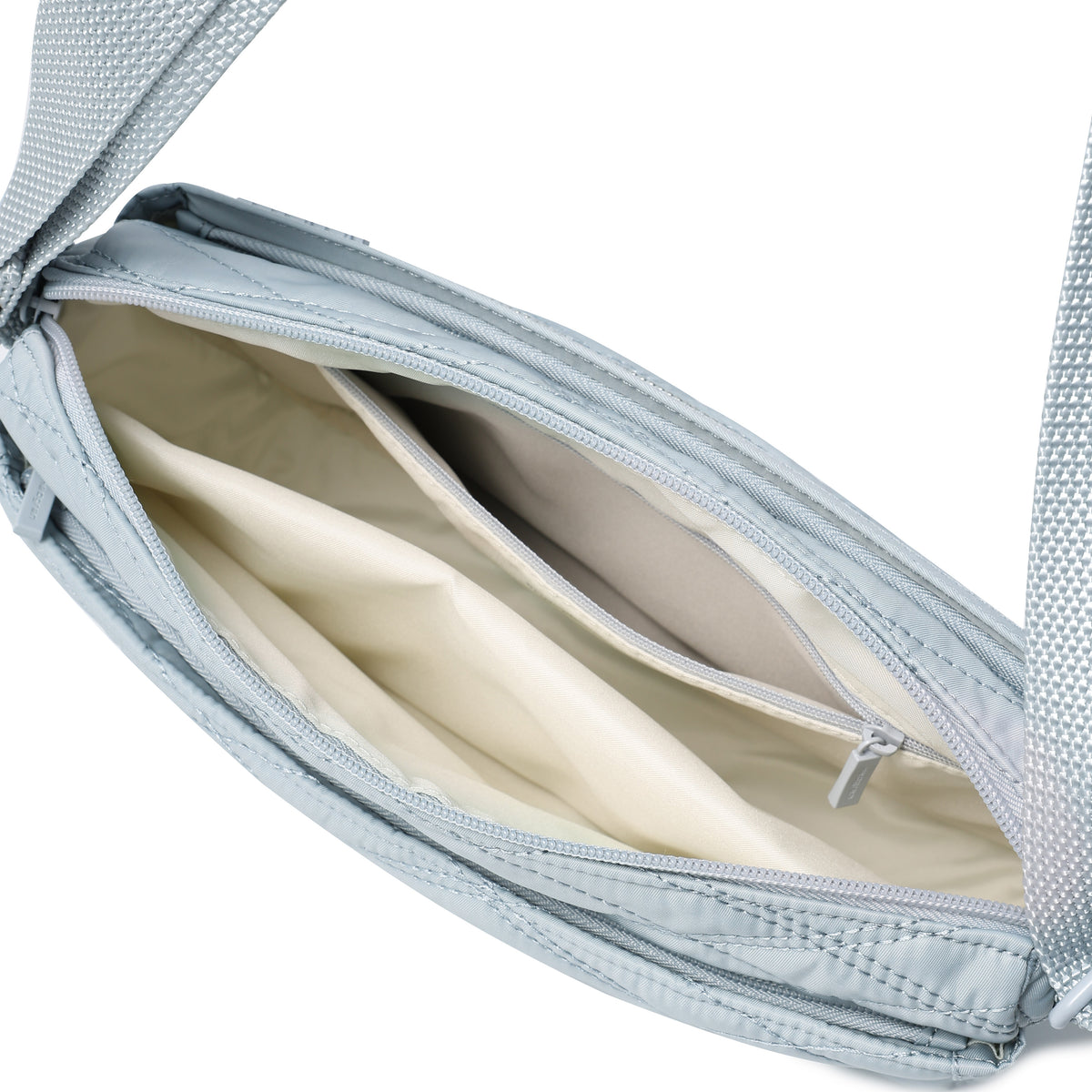Eye M Shoulder Bag Medium Rfid New Quilt Pearl Blue
