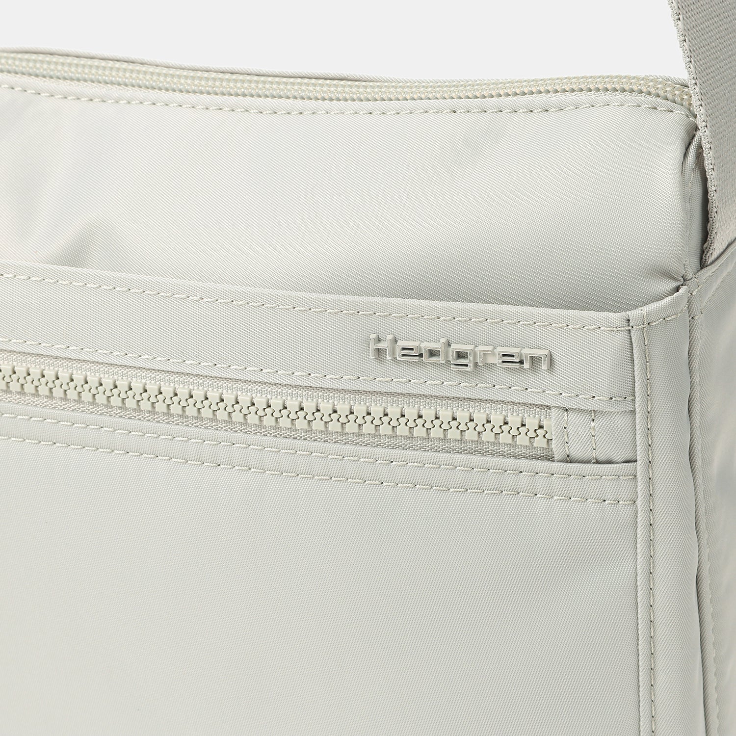 EYE | Crossbody + RFID | 100% Recycled RPET