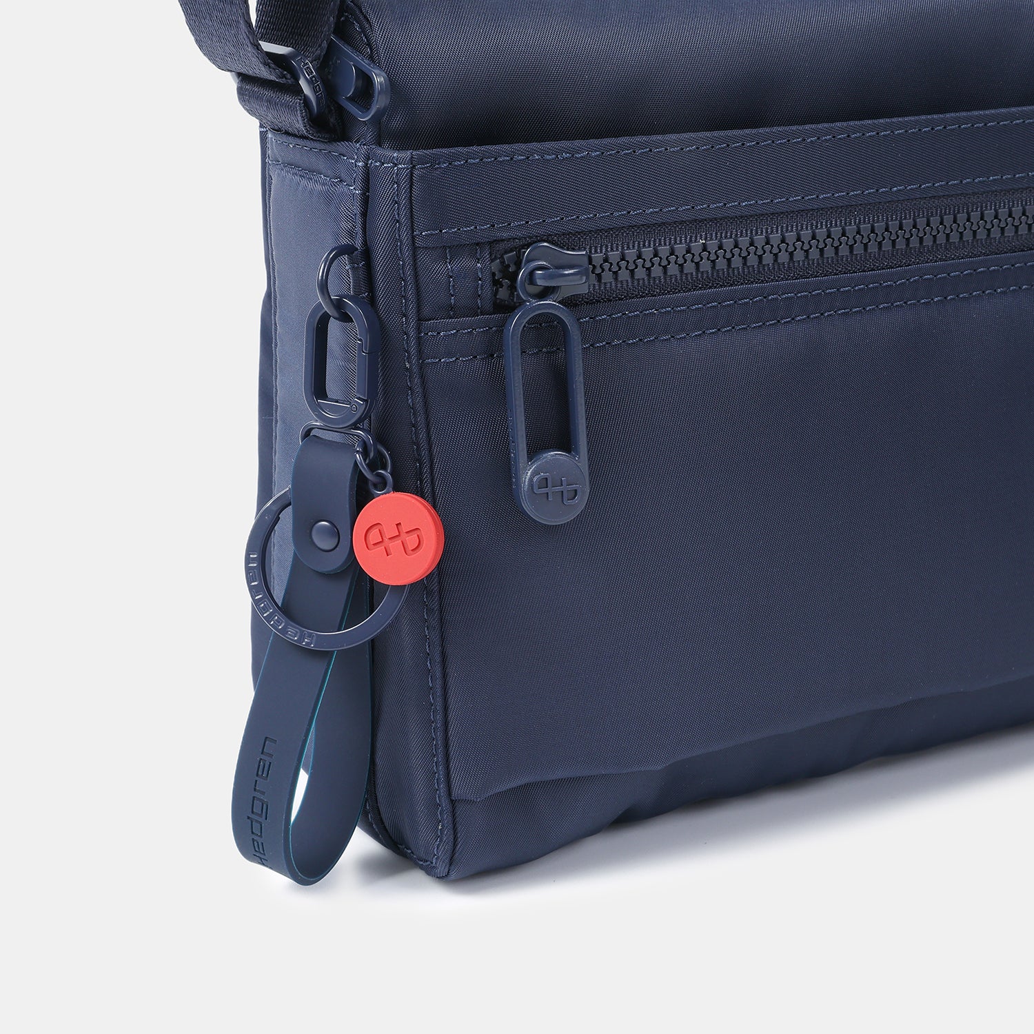 EYE | Crossbody + RFID | 100% Recycled RPET
