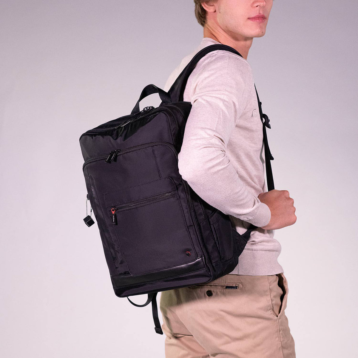 Hedgren EXPEL Square Backpack 15.6" RFID