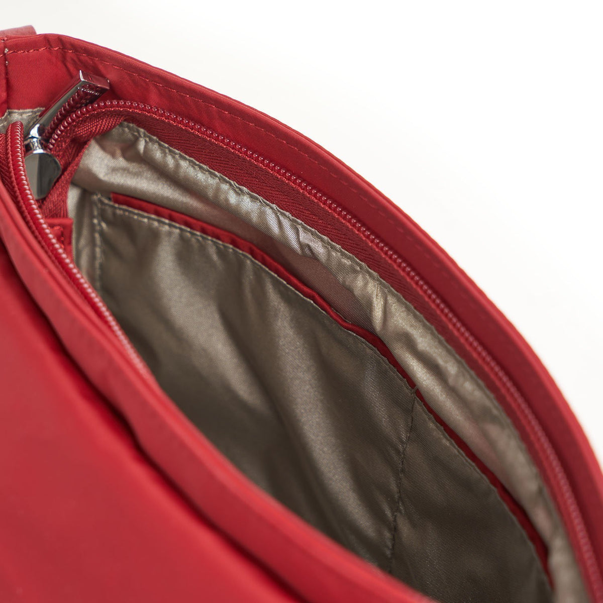 Women’s Shimmer Casual Crossover Bag|Aura Collection|Hedgren
