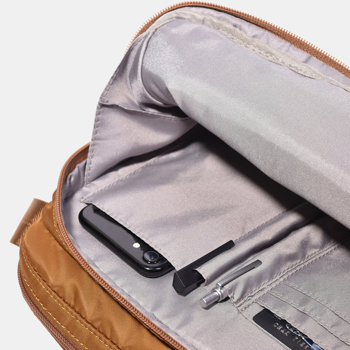 Hedgren METRO Multi Compartment Crossover RFID