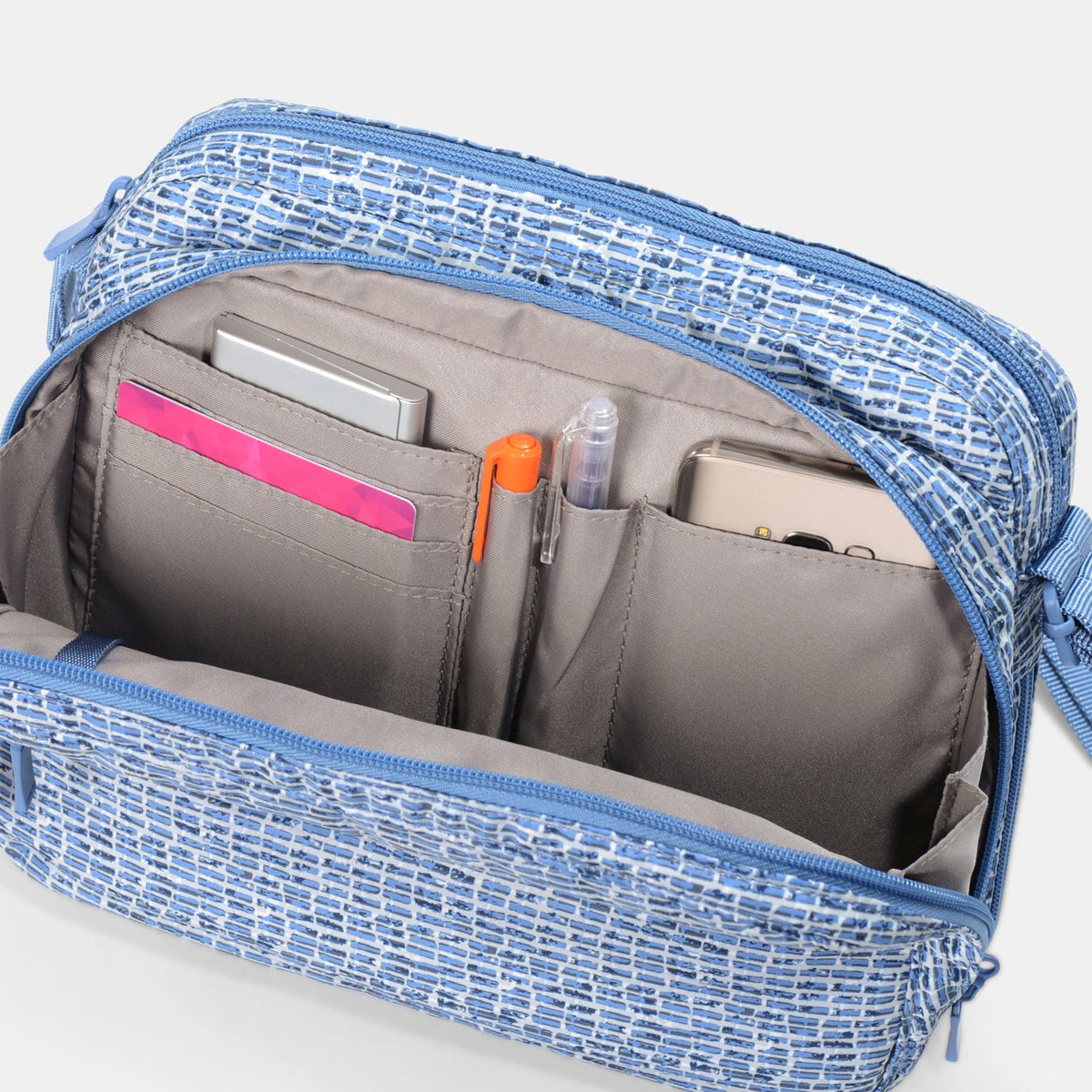 METRO Multi Compartment Crossover RFID