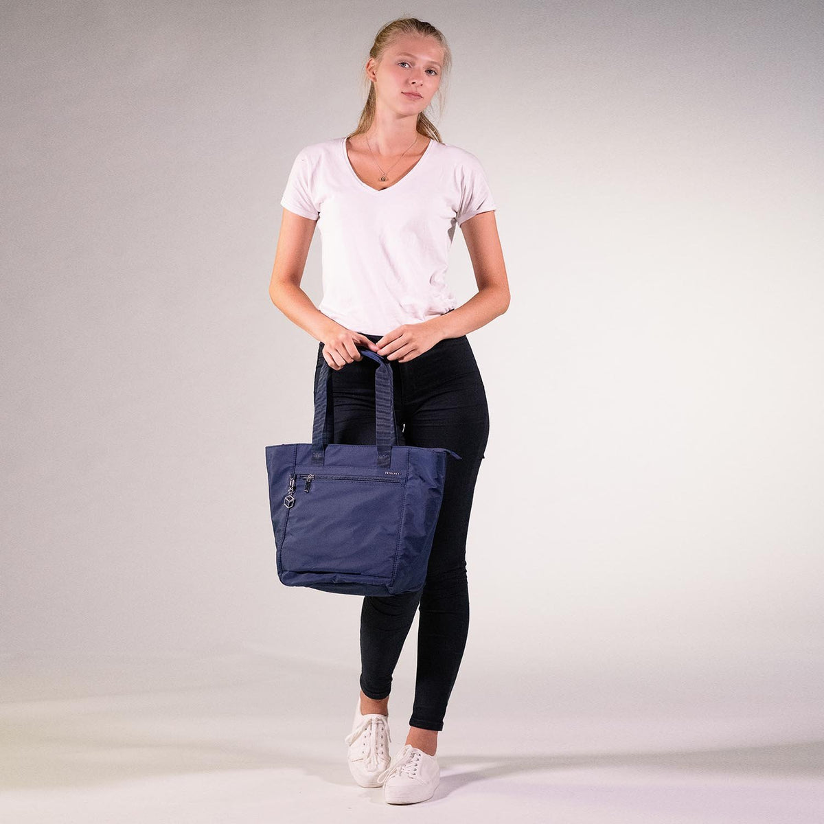 Women’s Meagan Medium Tote Bag|Inner City Collection|Hedgren