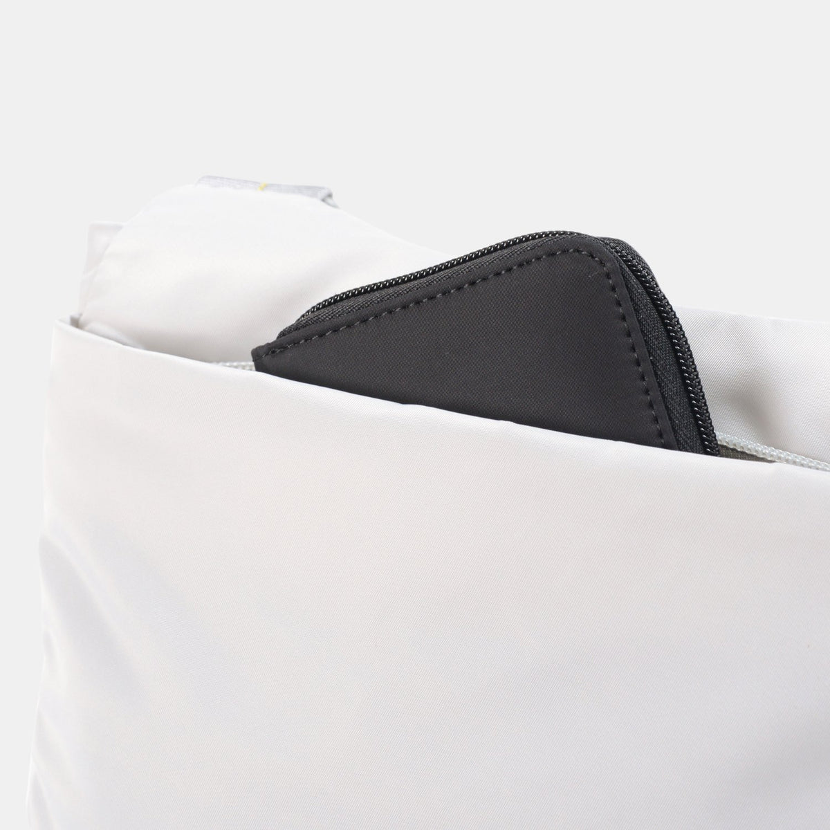 Hedgren FAITH Crossover Safety Hook RFID