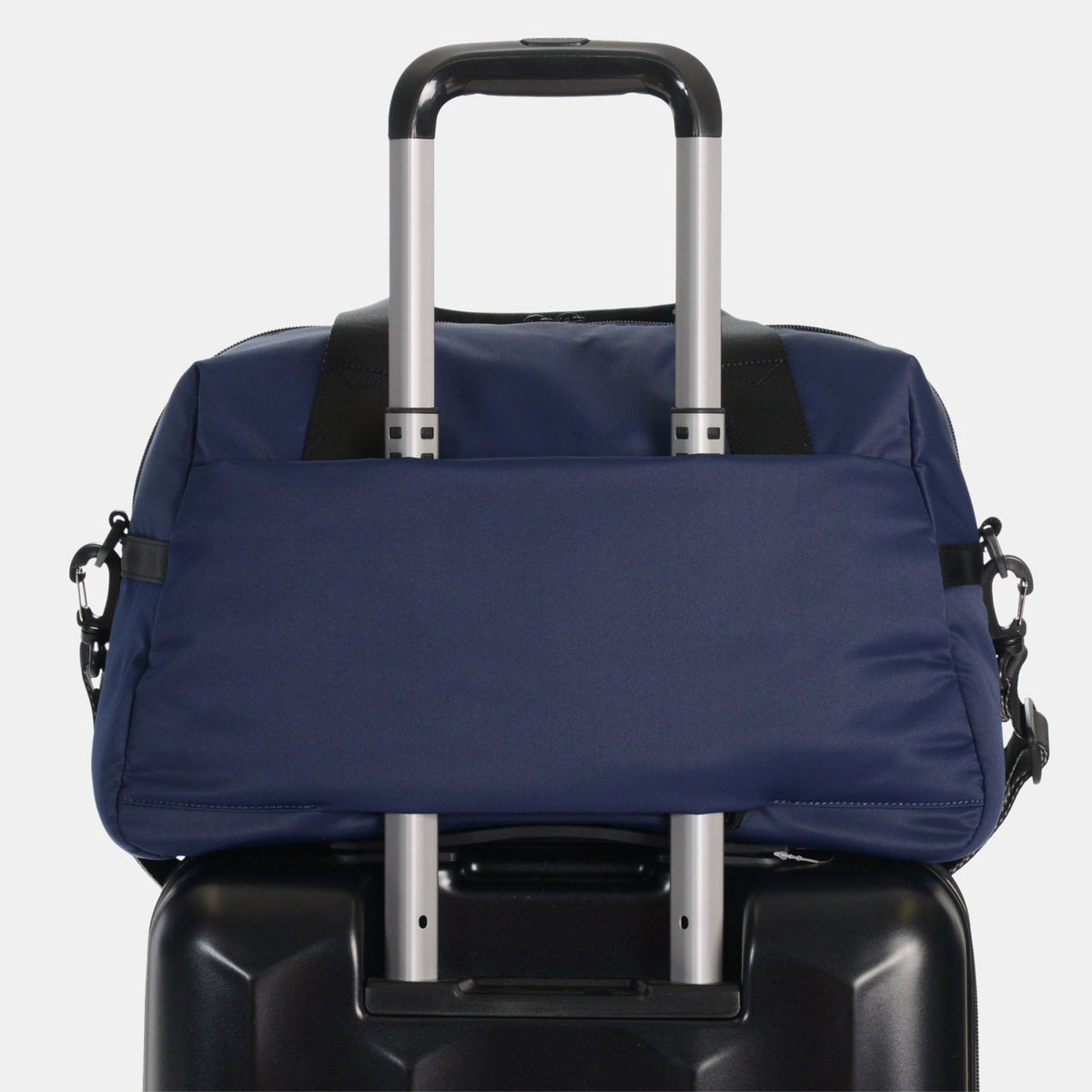 UNIVERSE Duffle