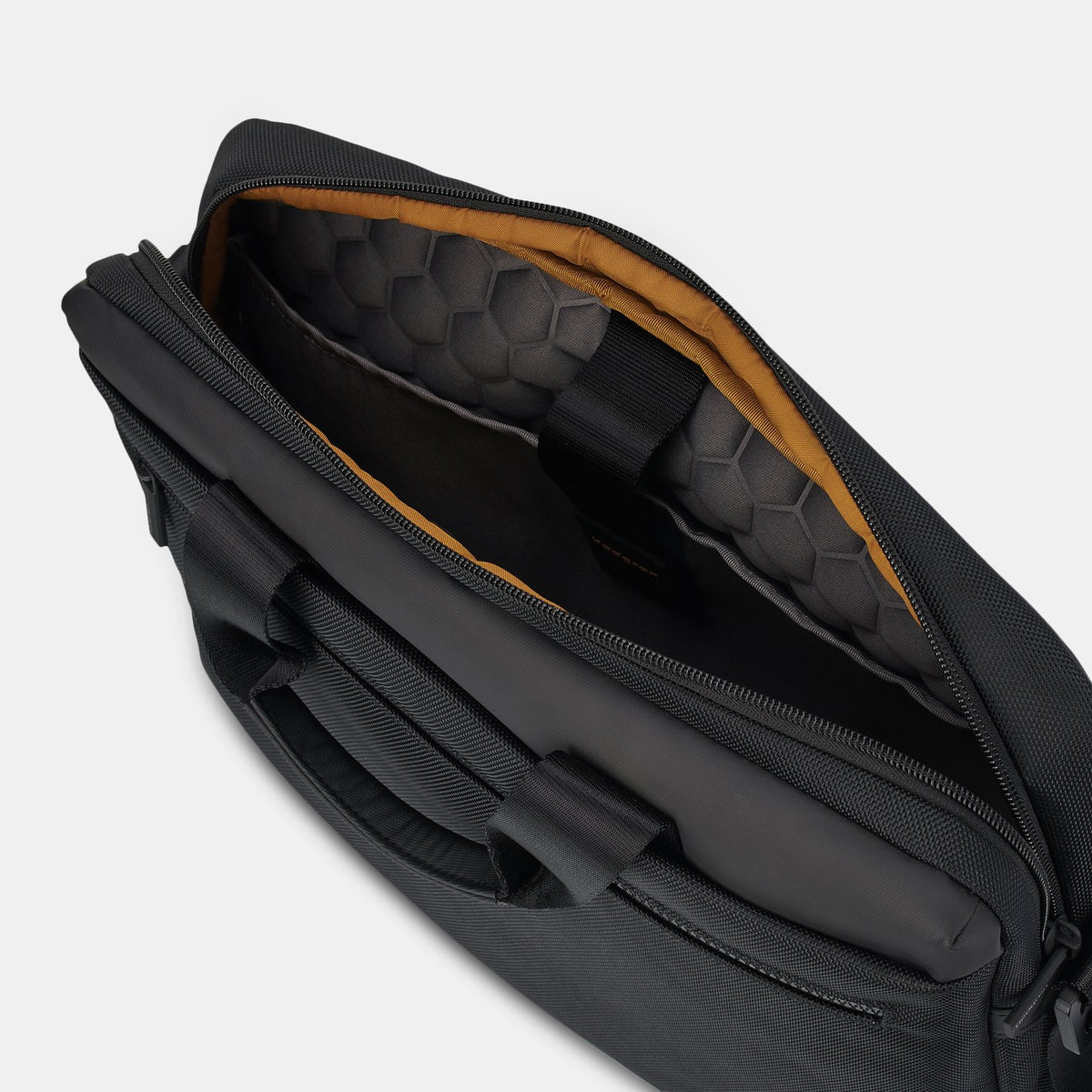 Hedgren MODEM 1 COMP BRIEFCASE 15" RFID