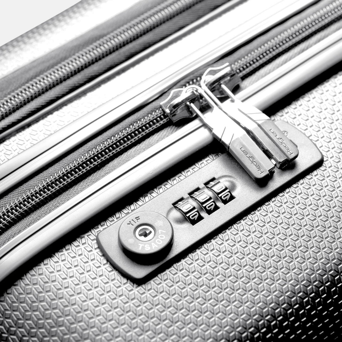 Hedgren GATE S 20"/55cm Spinner Iata Size