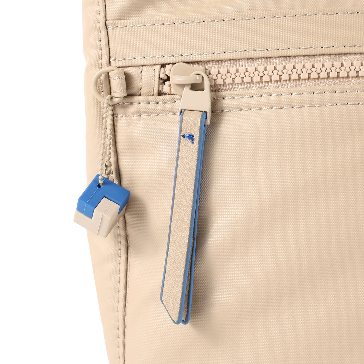 Harpers S Shoulder Bag Creased Safari Beige