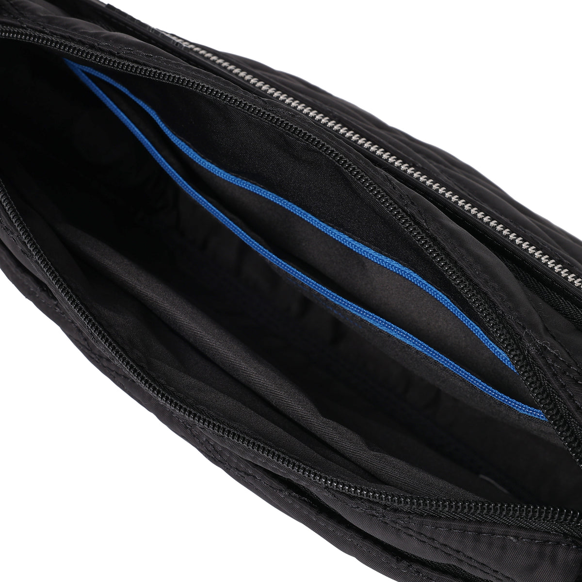 Eye M Shoulder Bag Medium New Quilt Black