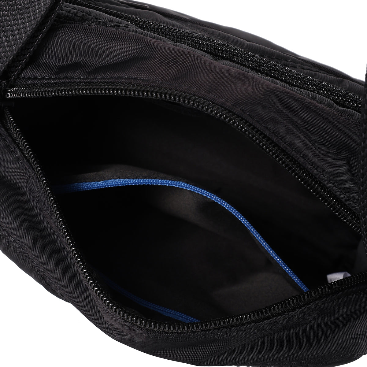 Emily Multipocket Crossover New Quilt Black