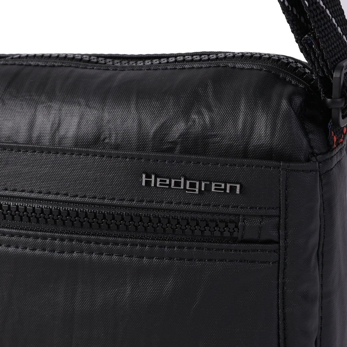 Eye M Shoulder Bag Medium Rfid Creased Black/Coral