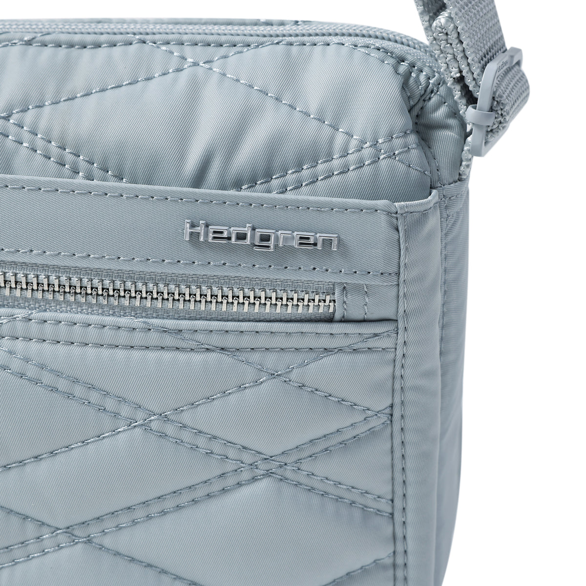 Eye M Shoulder Bag Medium Rfid New Quilt Pearl Blue