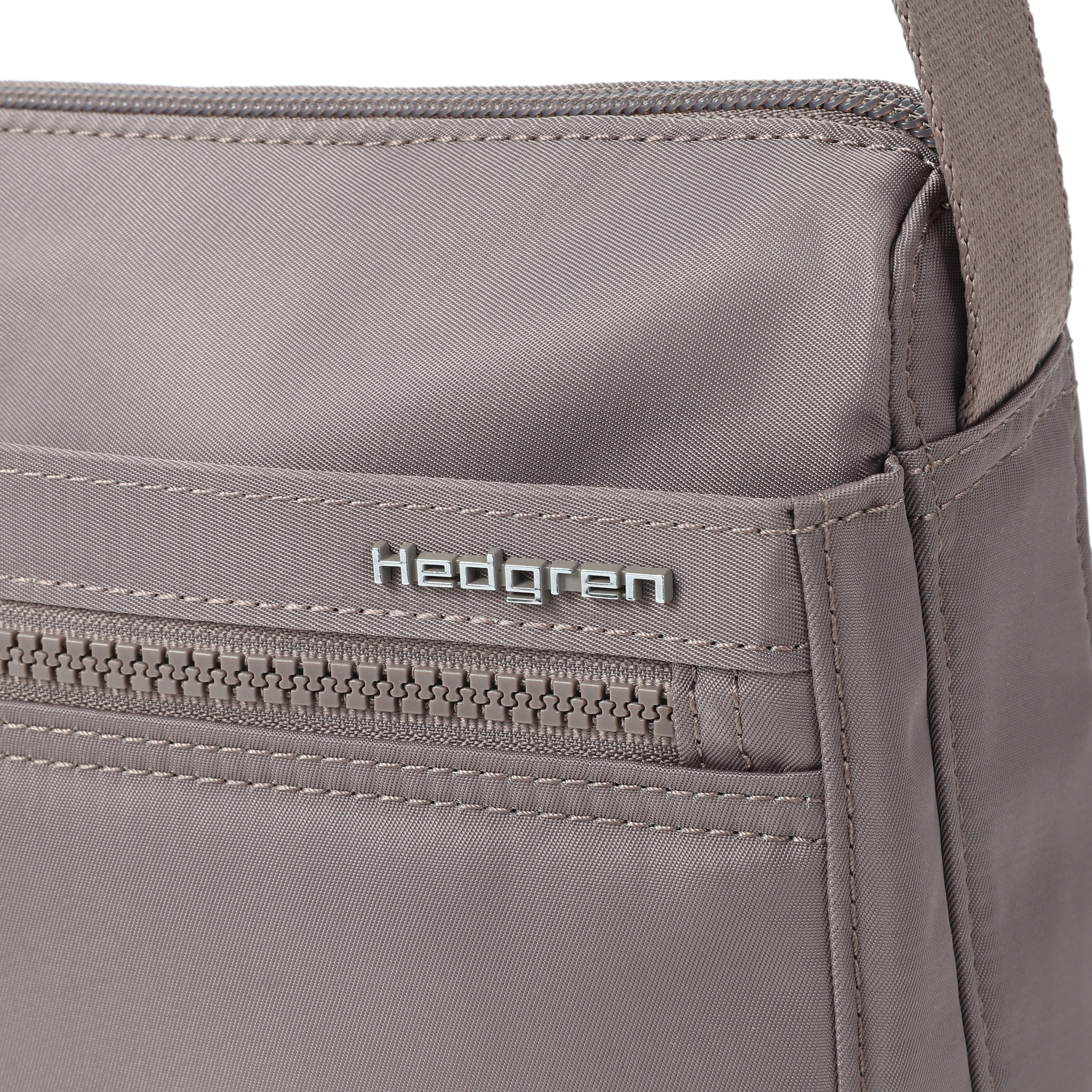 EYE Medium | Crossbody M + RFID | 100% Recycled RPET