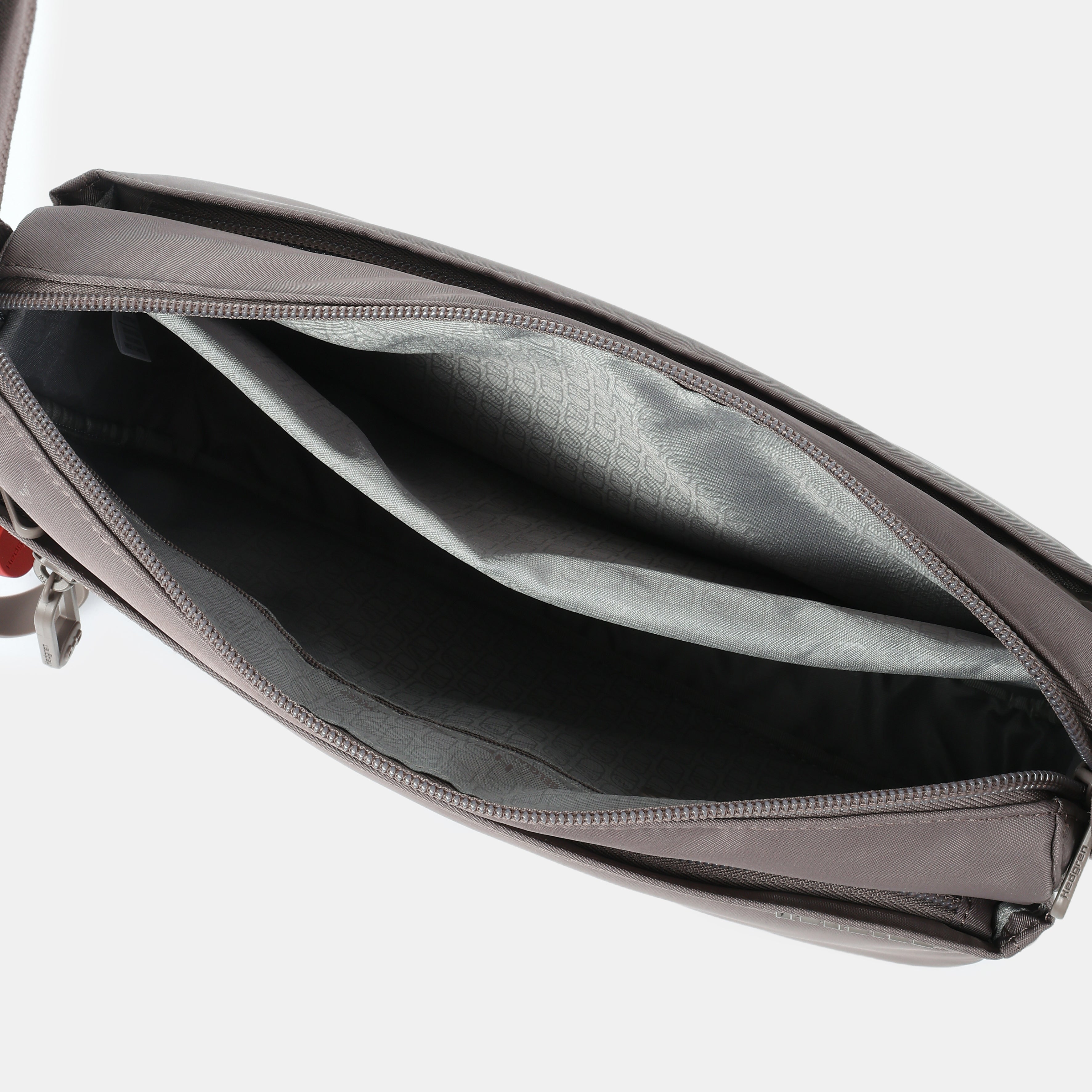 EYE Medium | Crossbody M + RFID | 100% Recycled RPET