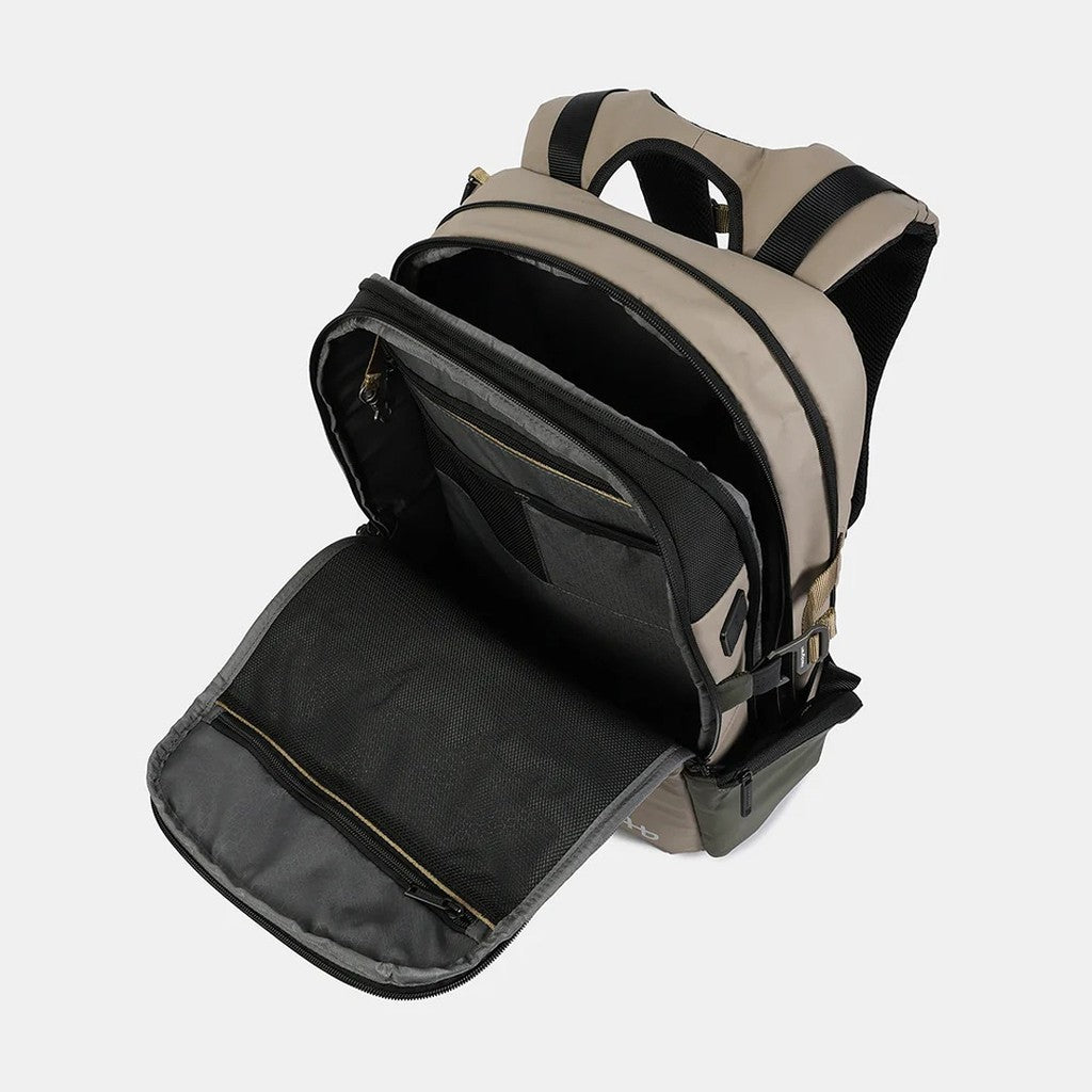 Hedgren Suburbanite Backpack + Raincover + RFID \ Vintage Beige Eco