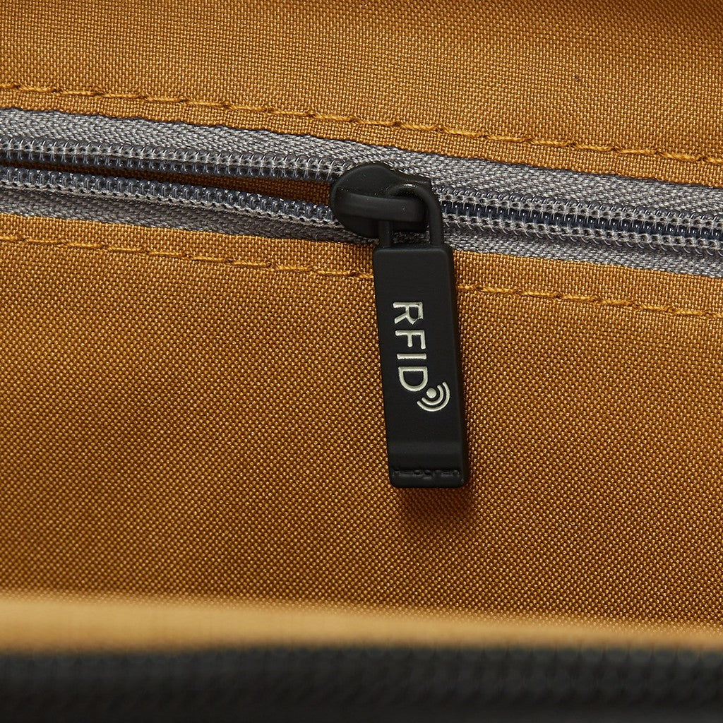 Hedgren Chip Crossbody Bag Black