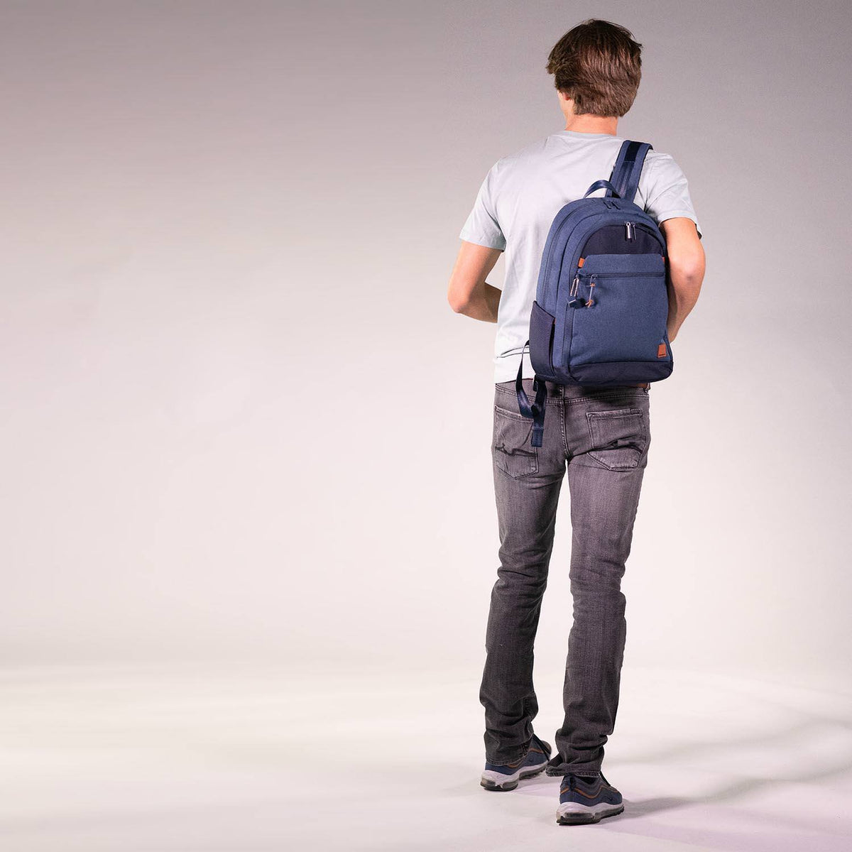 Hedgren RELEASE M Medium Backpack 14" with RFID