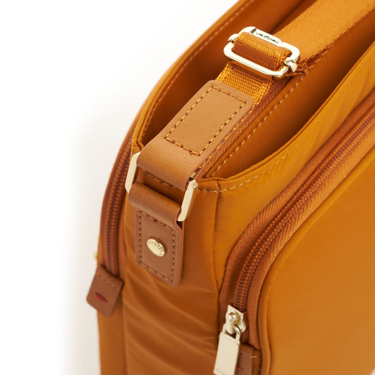 Magic M Stunning Crossover Bag|Charm Collection|Hedgren