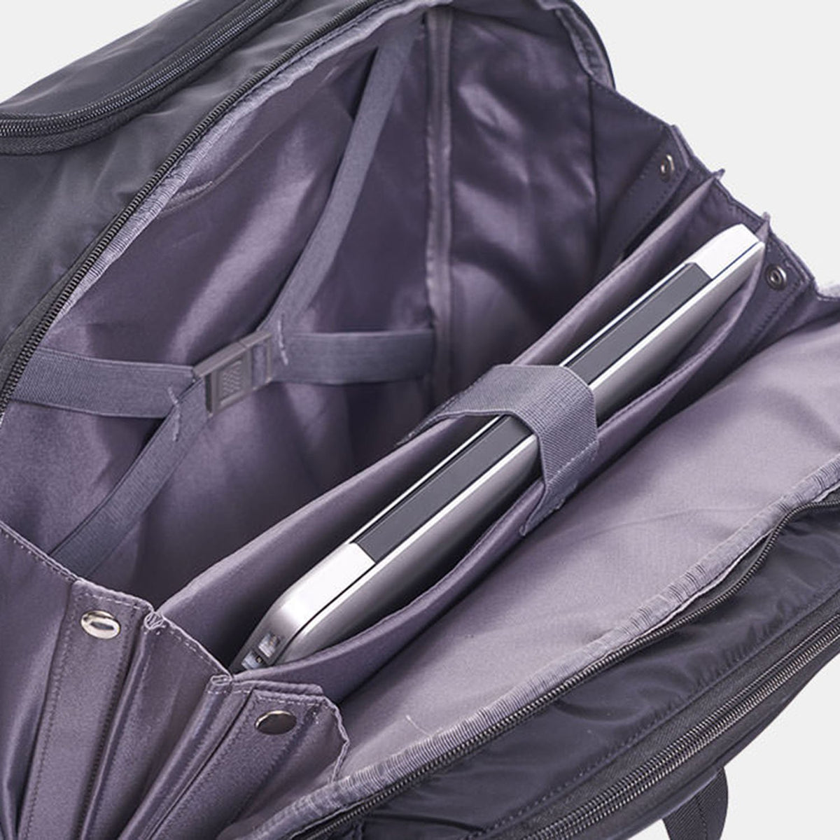 Hedgren ONYX Mobile Office 15.6"