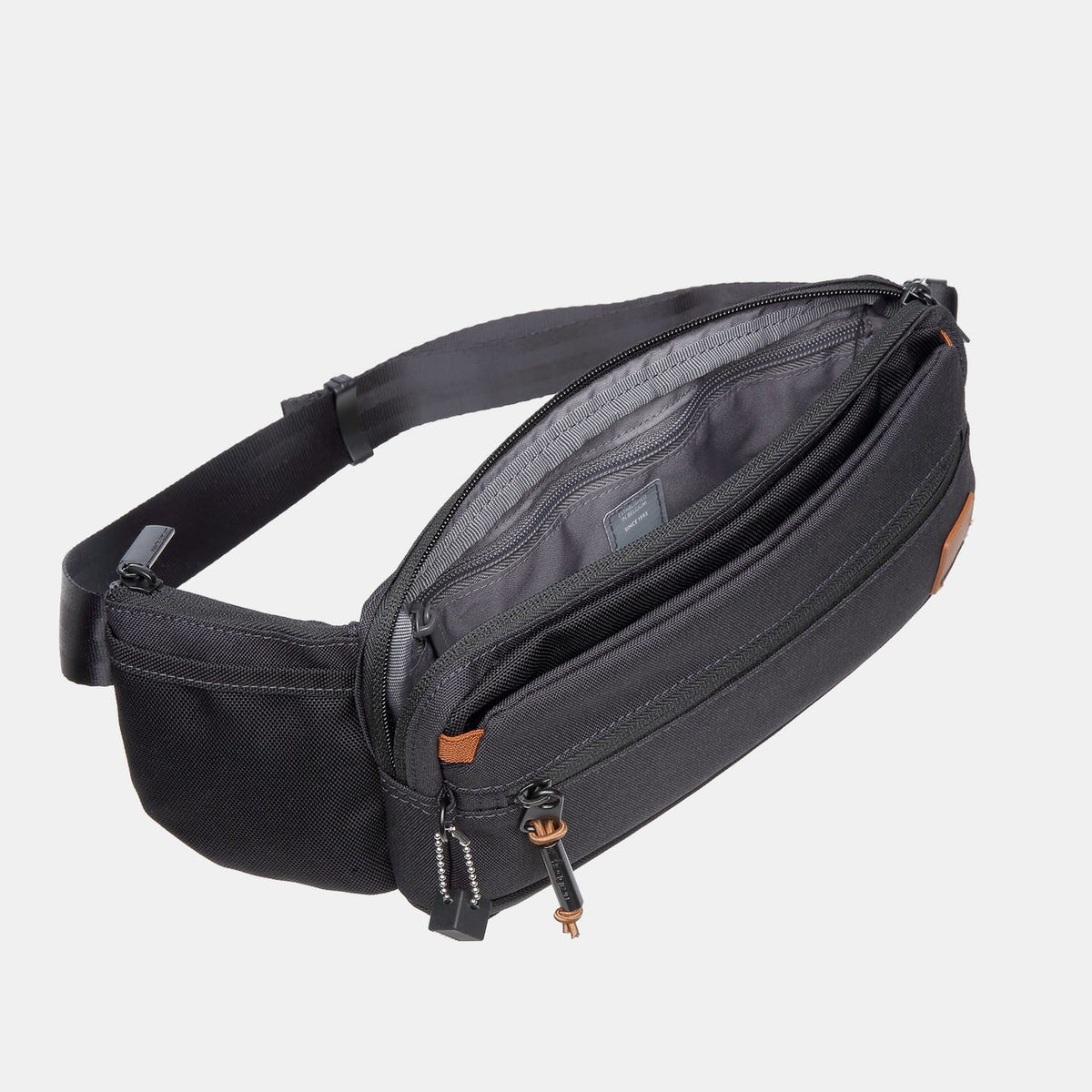 Hedgren COAST Waistpack with RFID