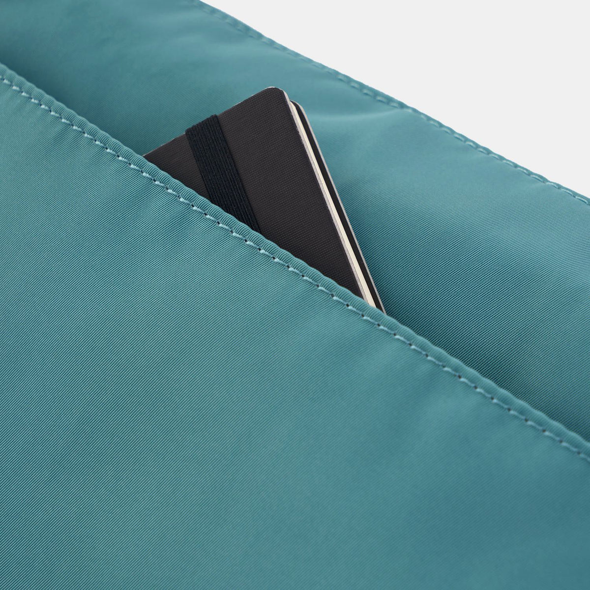 Hedgren EYE M Medium Shoulder Bag RFID