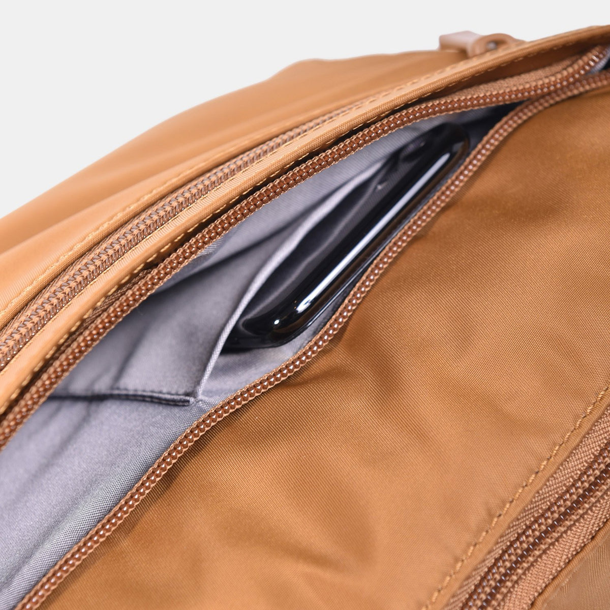 Hedgren EYE M Medium Shoulder Bag RFID