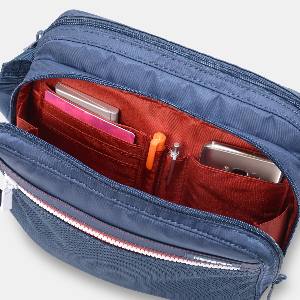 METRO Multi Compartment Crossover RFID