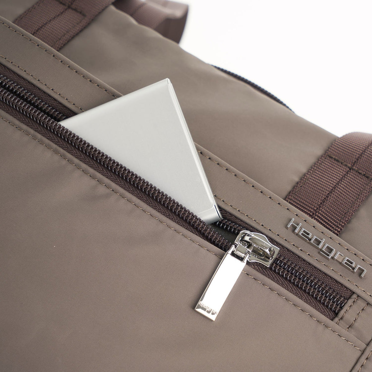 Women’s Meagan Medium Tote Bag|Inner City Collection|Hedgren