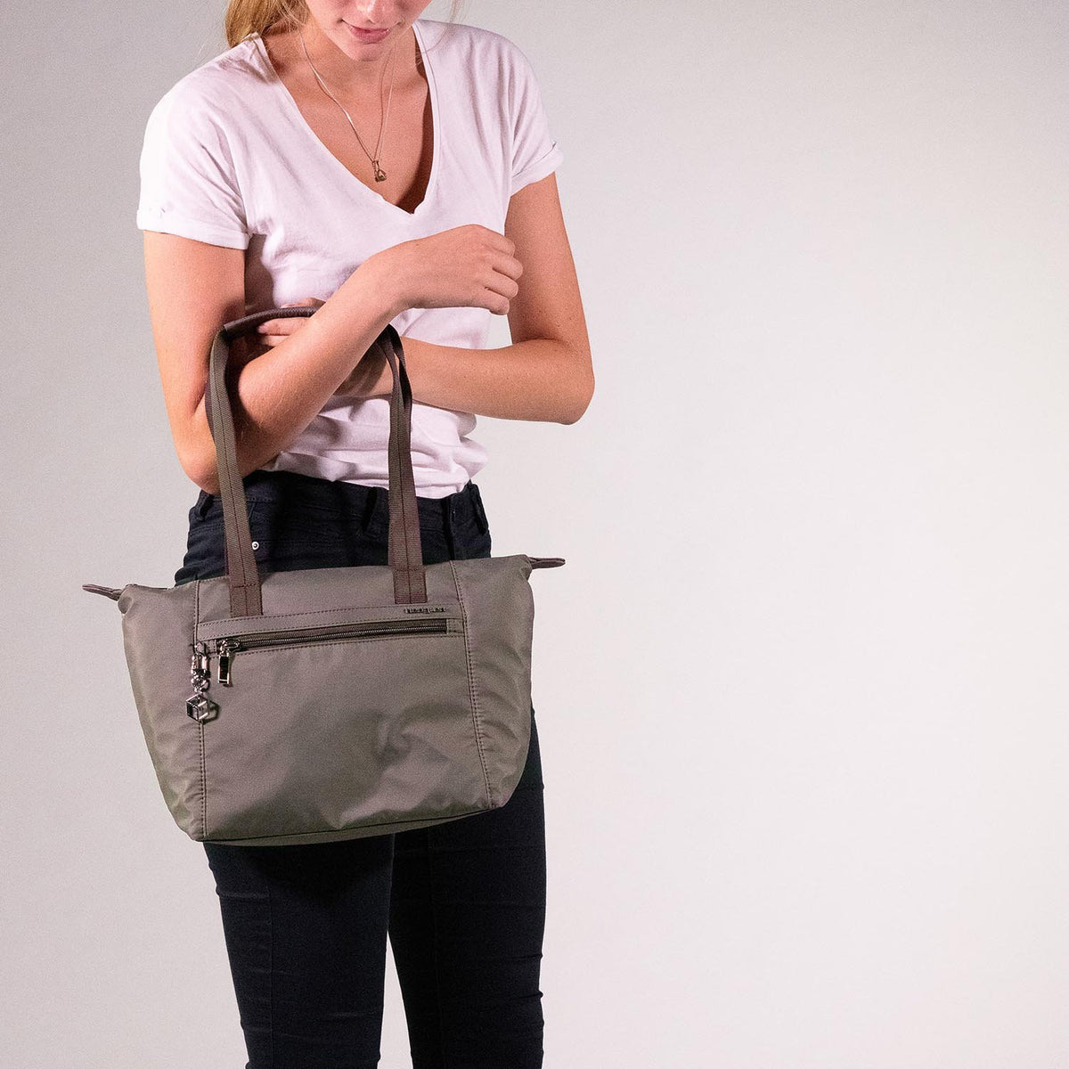 Women’s Meagan Medium Tote Bag|Inner City Collection|Hedgren