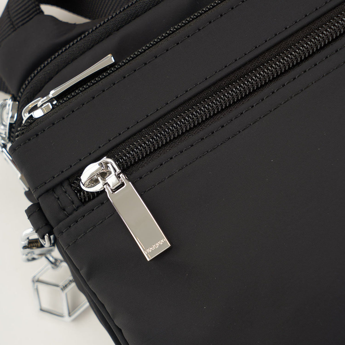 Women’s Sally Crossover Bag|Inner City Collection|Hedgren