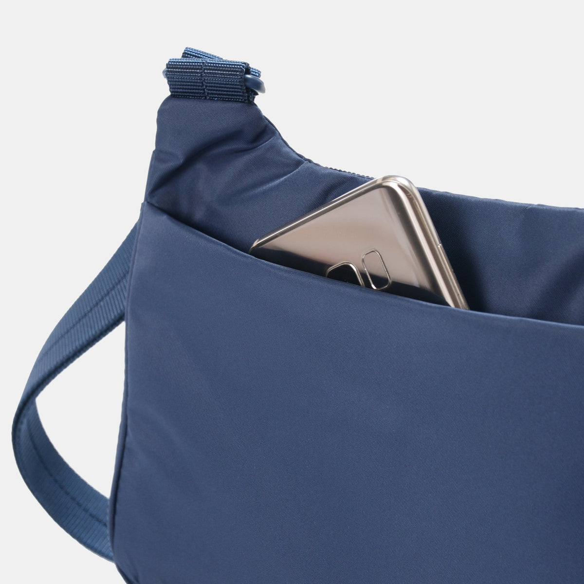 SALLY Crossover Safety Hook RFID
