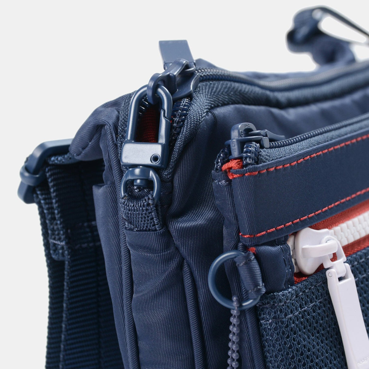 SALLY Crossover Safety Hook RFID