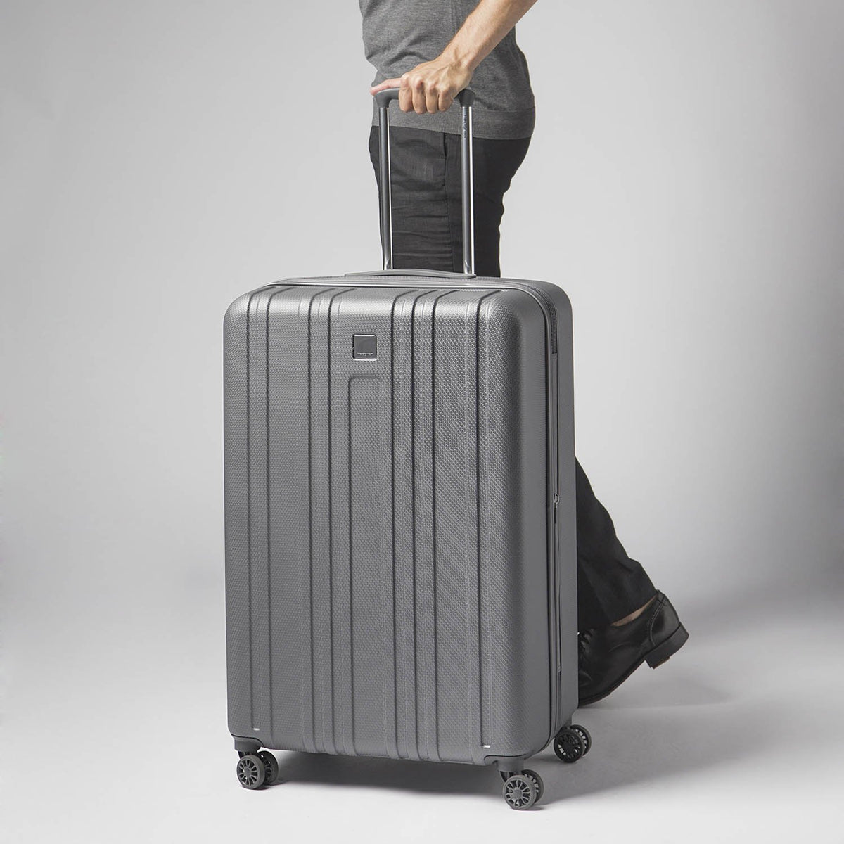 Hedgren GATE LEX 29"/76cm Expandable Spinner Trolley