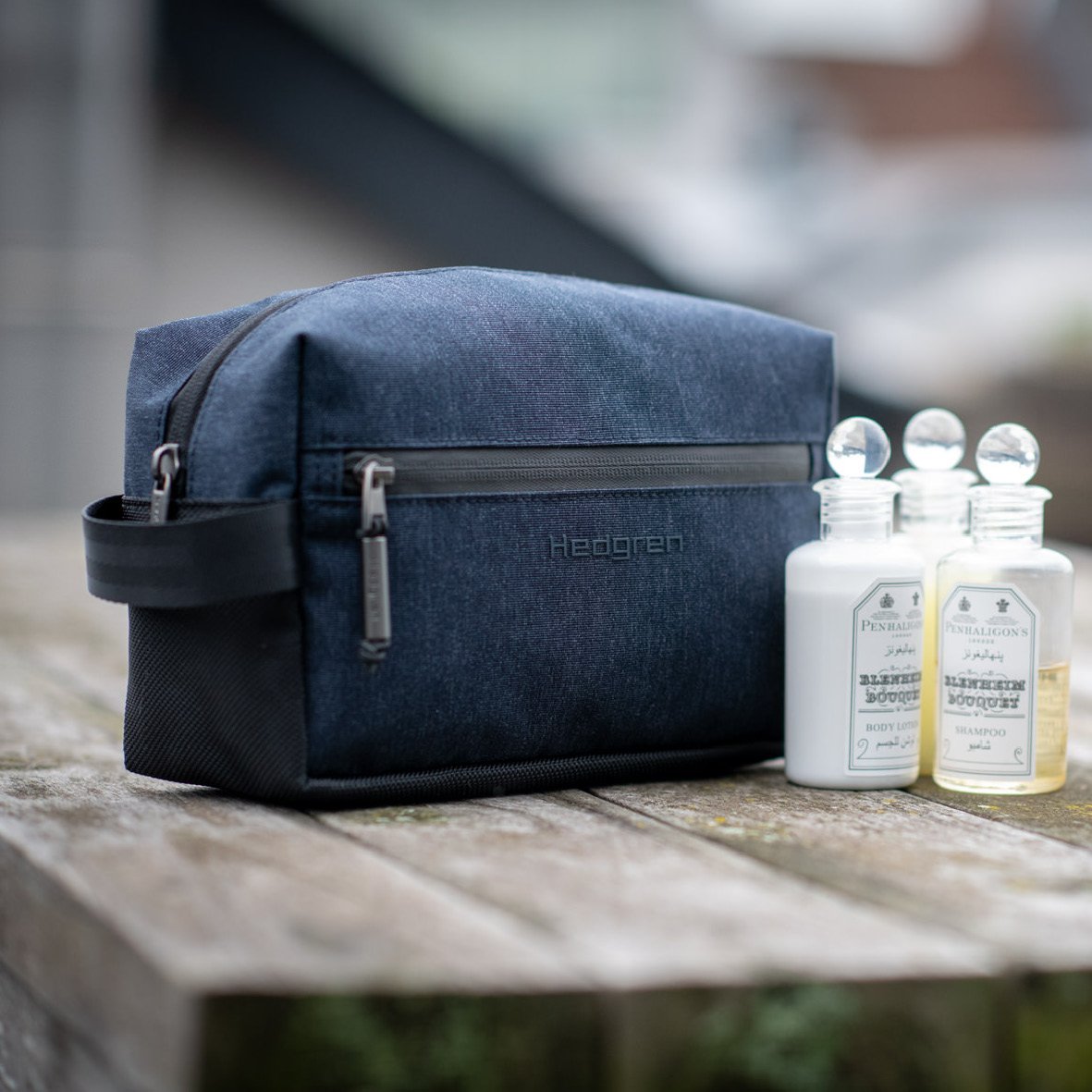 AXEL Toiletry Bag