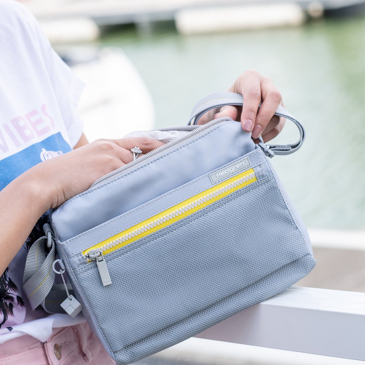 EYE Shoulder Bag RFID