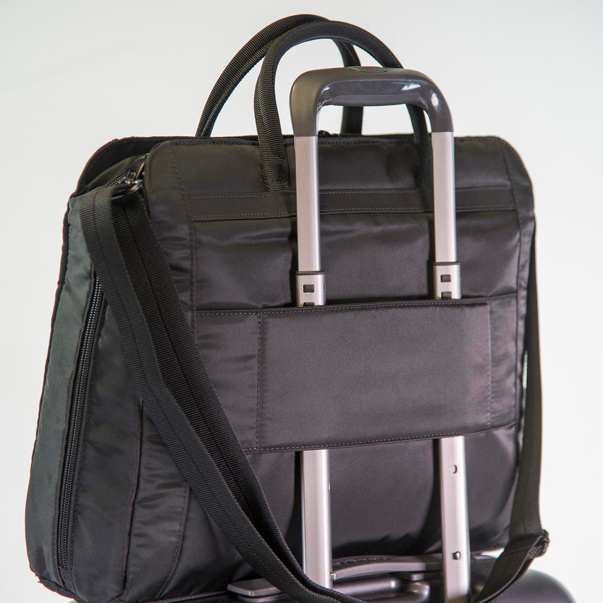Hedgren ESSENCE Business Bag 15" RFID